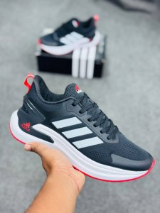 Adidas Marathon V2 super lightweight and comfortable (Black )