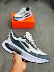 Nike vomero 18- White/Dark Grey/Smoke Grey/Black-(super lightweight and Super comfortable)-(Made in vietnam)-nkgorwhbk