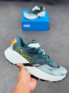 Hoka One One Speedgoat 7-Bay Leaf/ Sea Glass-(super lightweight and Super comfortable)-(Made in vietnam)-hks7bl